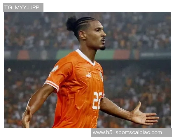 科特迪瓦与喀麦隆首发阵容揭晓阿玛德对决姆伯莫福法纳巴莱巴领衔出战 科特迪瓦与喀麦隆首发阵容揭晓阿玛德对决姆伯莫福法纳巴莱巴领衔出战